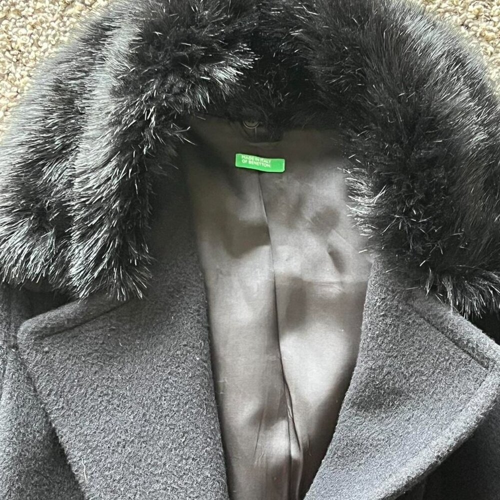 Of Benetton 100% Wool Black Trench Coat Women 10/Large Faux Fur Elegant Feminine - Picture 2 of 8